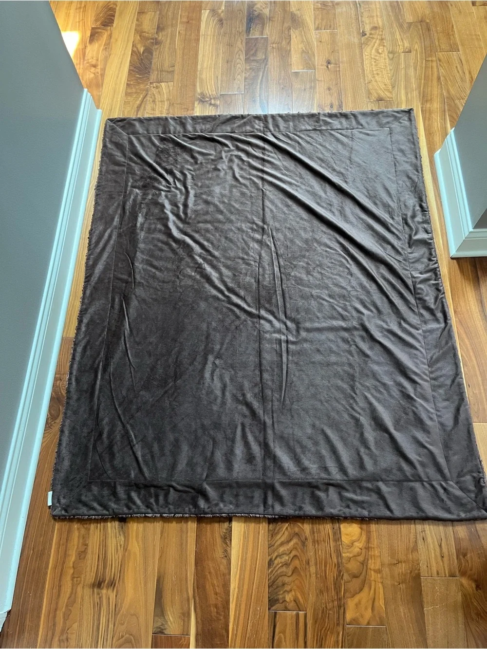 Pier 1 Imports Faux Fur Reversible Throw Blanket Mink Dark Brown 48” x 60”